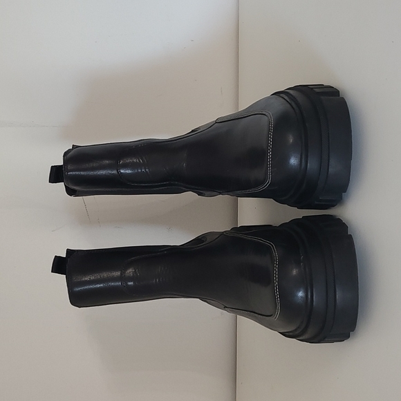 Marc Fisher Chunky Shelby Boot - Picture 2 of 8